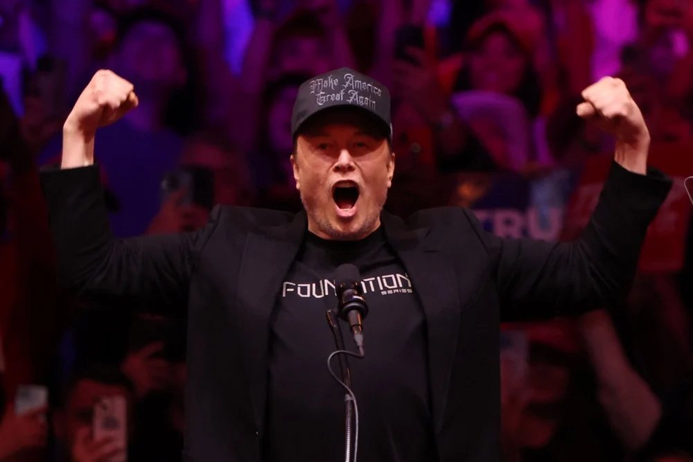 elon-musk,-eduardo-bolsonaro-si-nigel-farage,-alaturi-de-donald-trump-la-cina-de-la-mar-a-lago