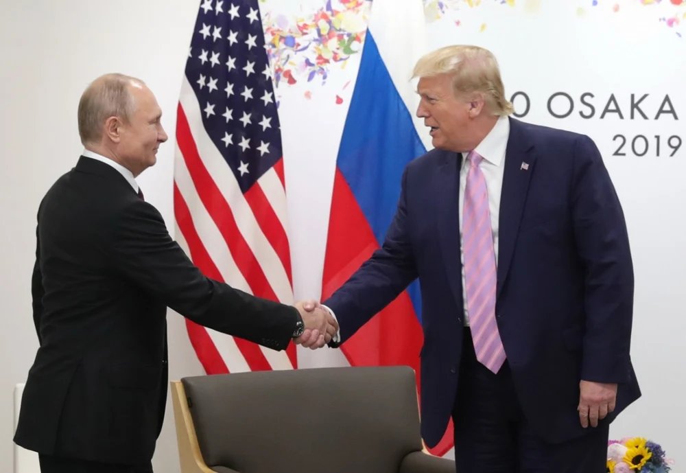 ne-„vinde”-trump-rusiei?-solutiile-romaniei:-„sa-ne-asiguram-ca-suntem-la-masa,-nu-in-meniu” ne-„vinde”-trump-rusiei?-solutiile-romaniei:-„sa-ne-asiguram-ca-suntem-la-masa,-nu-in-meniu”