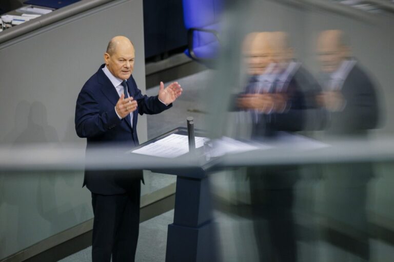 scholz-incearca-sa-justifice-destramarea-coalitiei-din-germania-/demiterea-ministrului-de-finante-era-„inevitabila”