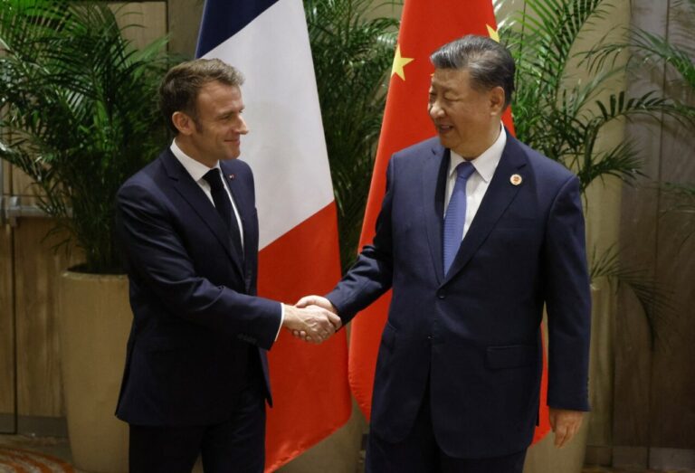 macron-insista,-in-contextul-victoriei-lui-trump,-pentru-dezvoltarea-autonomiei-ue-/liderul-frantei-vrea-dialog-cu-beijingul-„in-independenta-totala”