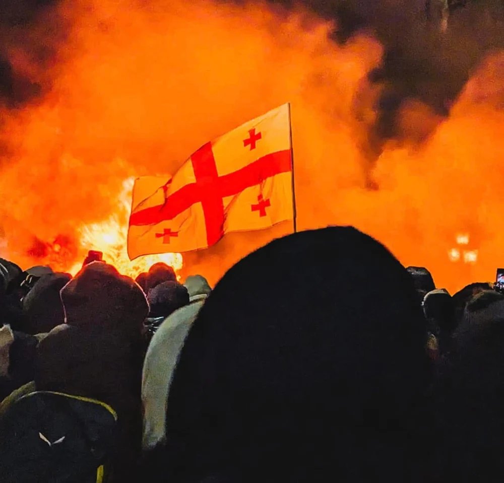 autoritatile-romane,-solidare-cu-poporul-georgian-care-protesteaza-in-strada autoritatile-romane,-solidare-cu-poporul-georgian-care-protesteaza-in-strada