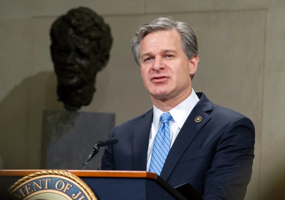 directorul-fbi,-christopher-wray,-anunta-ca-va-demisiona-la-sfarsitul-mandatului-lui-biden