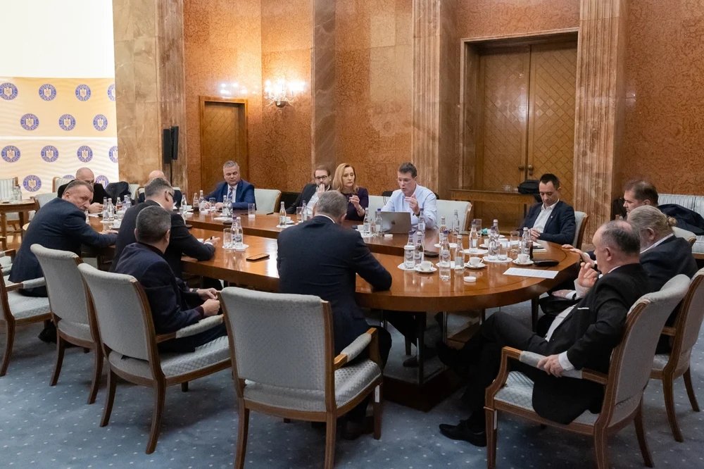 psd,-pnl-si-udmr-au-decis-sa-faca-guvern-fara-usr.-cum-se-impart-ministerele-(surse) psd,-pnl-si-udmr-au-decis-sa-faca-guvern-fara-usr.-cum-se-impart-ministerele-(surse)