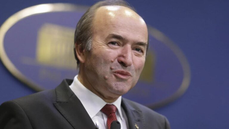 tudorel-toader,-tentat-sa-candideze-la-alegerile-prezidentiale.-„toate-la-vremea-lor”