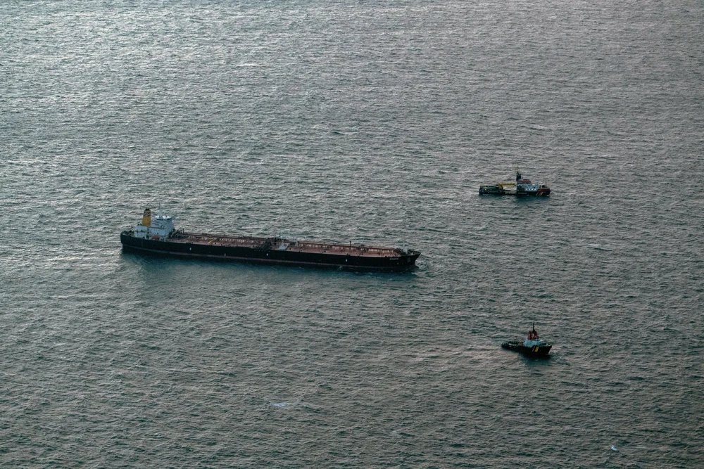 germania-a-remorcat-un-petrolier-rus-ce-plutea-in-deriva-in-marea-baltica