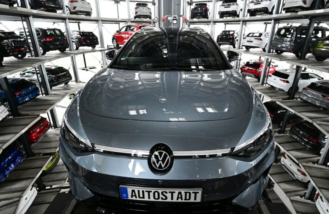 antidot-la-invazia-chineza:-volkswagen-promite-o-masina-electrica-de-20.000-de-euro,-„fabricata-in-europa-pentru-europa”