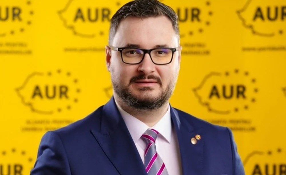 aur-exulta-dupa-declaratiile-lui-jd-vance-cu-privire-la-alegerile-din-romania-si-cere-„turul-2-inapoi”