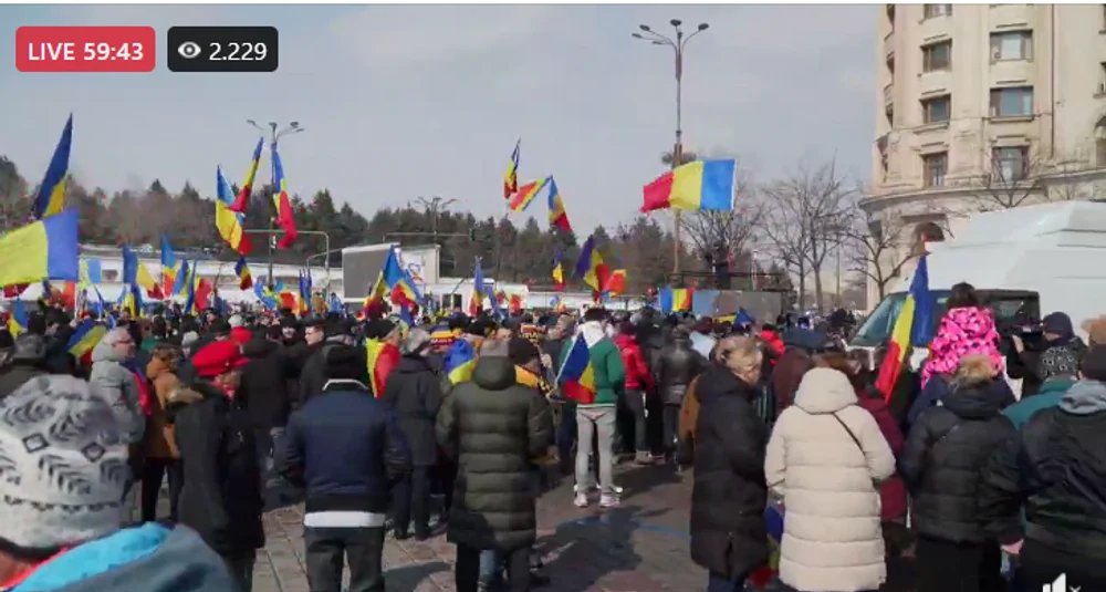 proteste-in-capitala-aur:-„strangem-semnaturi-pentru-calin-georgescu”.-anuntul-facut-de-jandarmerie