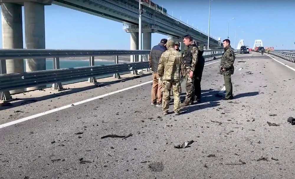 ucraina-pregateste-un-al-treilea-atac-asupra-podului-crimeea ucraina-pregateste-un-al-treilea-atac-asupra-podului-crimeea