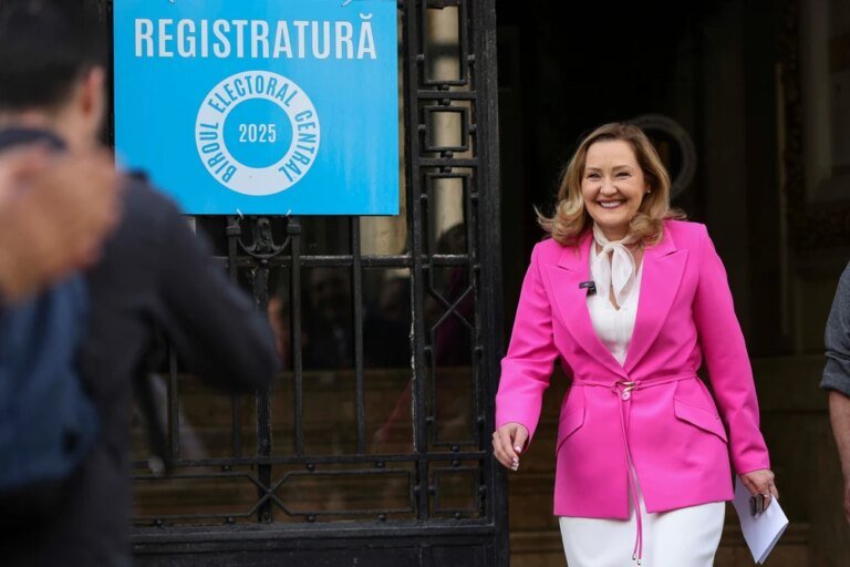 candidatura-elenei-lasconi-la-alegerile-prezidentiale-din-luna-mai,-validata-de-bec