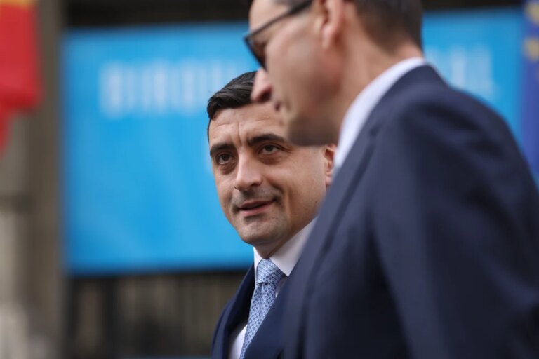 candidatura-lui-george-simion,-contestata-la-ccr.-este-vizata-si-candidatura-lui-victor-ponta