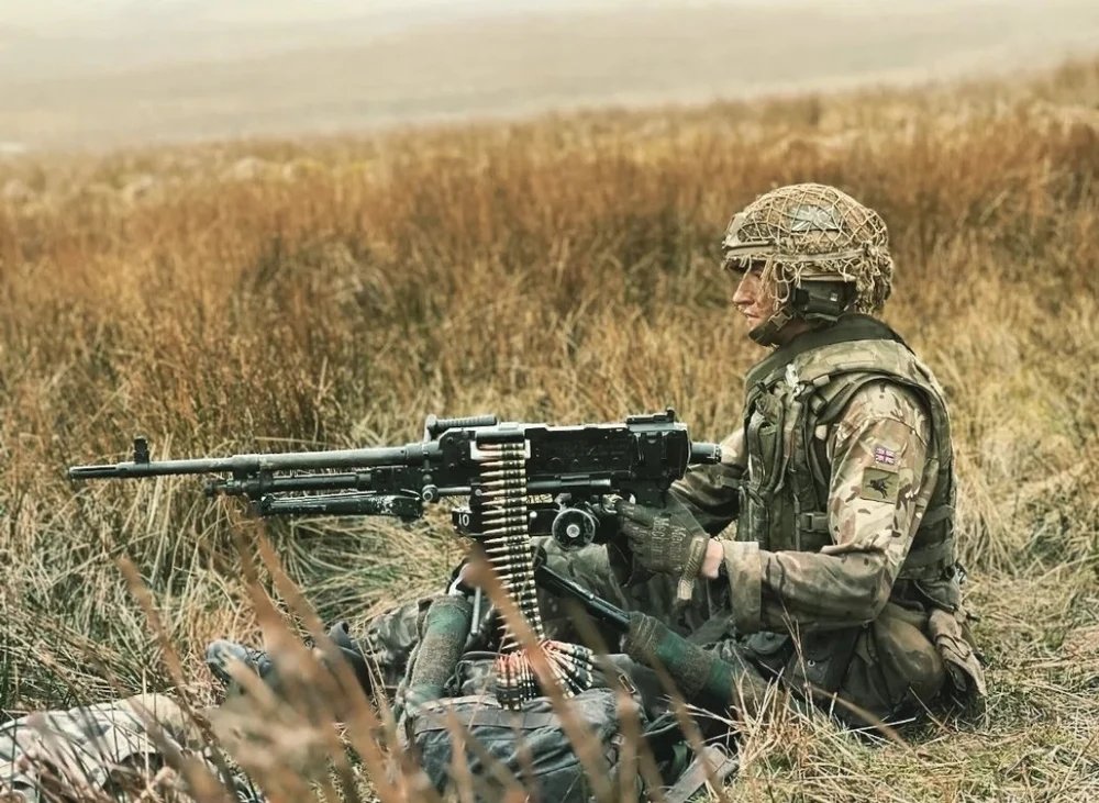domnia-de-un-secol-a-mitralierei-s-a-incheiat,-sustine-un-strateg-rus domnia-de-un-secol-a-mitralierei-s-a-incheiat,-sustine-un-strateg-rus