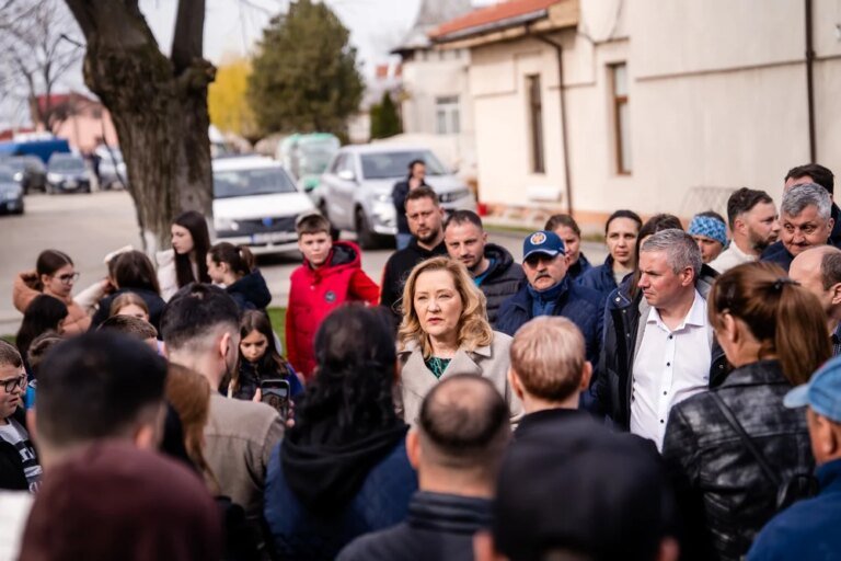 elena-lasconi:-„sunt-sigura-ca-o-sa-fiu-in-turul-doi-si-o-sa-castig-prezidentialele”