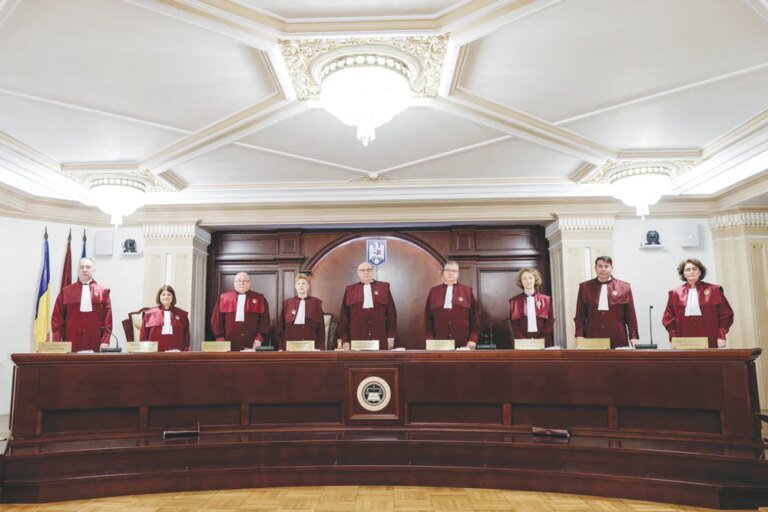 veniturile-de-nababi-ale-judecatorilor-ccr.-ce-sporuri-si-beneficii-au-acestia
