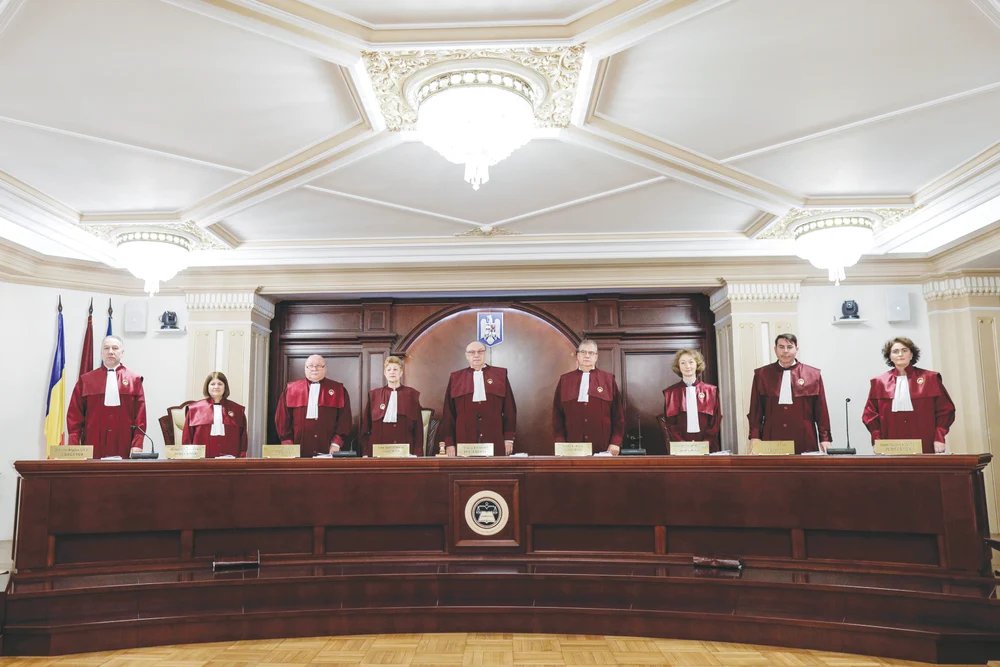 veniturile-de-nababi-ale-judecatorilor-ccr.-ce-sporuri-si-beneficii-au-acestia