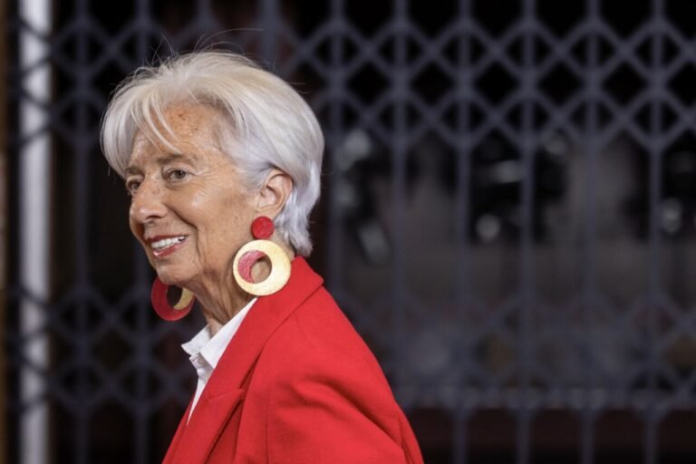 christine-lagarde:-bce-este-pregatita-sa-asigure-stabilitatea-financiara-a-zonei-euro
