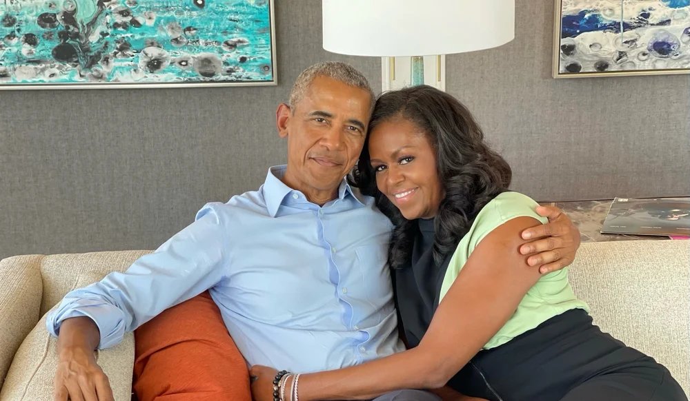 michelle-obama-respinge-zvonurile-despre-divort.-„sunt-o-femeie-matura” michelle-obama-respinge-zvonurile-despre-divort.-„sunt-o-femeie-matura”