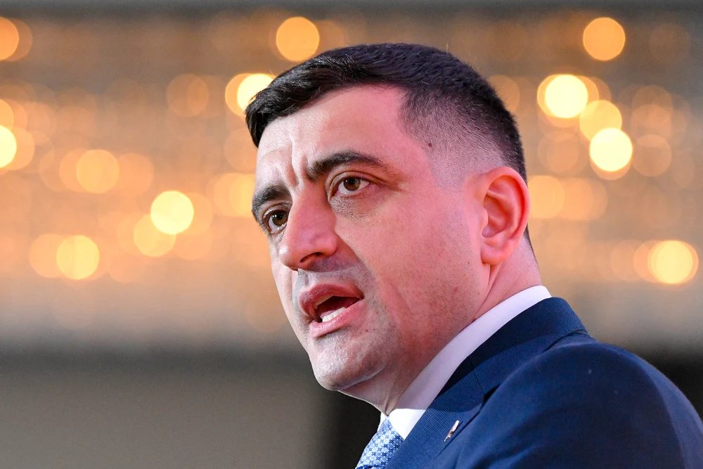 george-simion,-dupa-anularea-deciziei-ccr:-„eu-sustin-revenirea-la-democratie.-turul2inapoi!” george-simion,-dupa-anularea-deciziei-ccr:-„eu-sustin-revenirea-la-democratie.-turul2inapoi!”