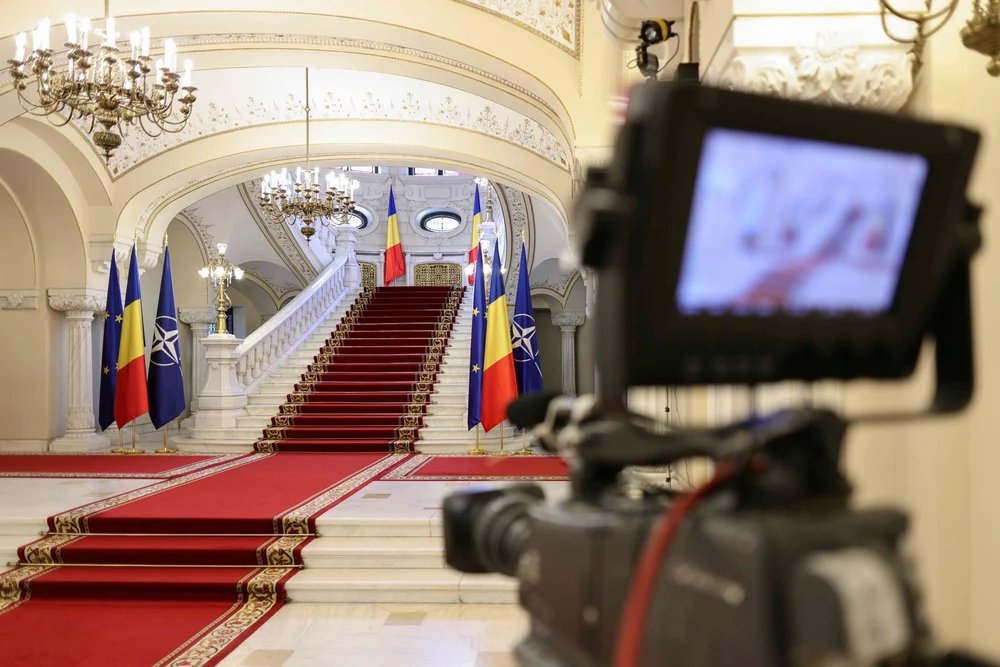 dezbatere-prezidentiala-organizata-marti-de-tvr.-au-fost-invitati-toti-candidatii dezbatere-prezidentiala-organizata-marti-de-tvr.-au-fost-invitati-toti-candidatii
