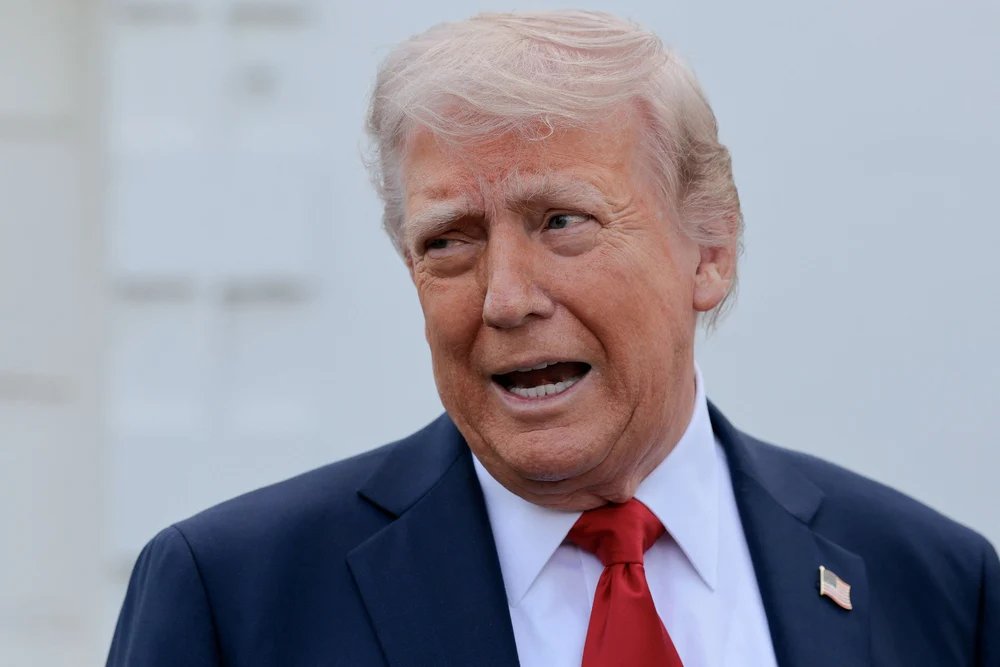administratia-trump-ofera-1.000-de-dolari-migrantilor-care-pleaca-voluntar-din-sua administratia-trump-ofera-1.000-de-dolari-migrantilor-care-pleaca-voluntar-din-sua