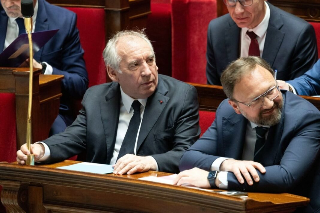 premierul-frantei-doreste-organizarea-unui-referendum-pentru-adoptarea-unui-nou-plan-economic premierul-frantei-doreste-organizarea-unui-referendum-pentru-adoptarea-unui-nou-plan-economic