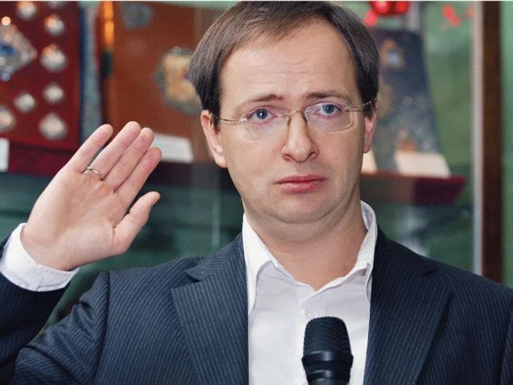 pe-cine-a-trimis-putin-la-negocierile-de-la-istanbul-pentru-a-i-enerva-pe-ucraineni-?