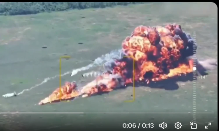 momentul-in-care-un-avion-rusesc-de-lupta-su-25-se-prabuseste-intr-o-minge-de-foc