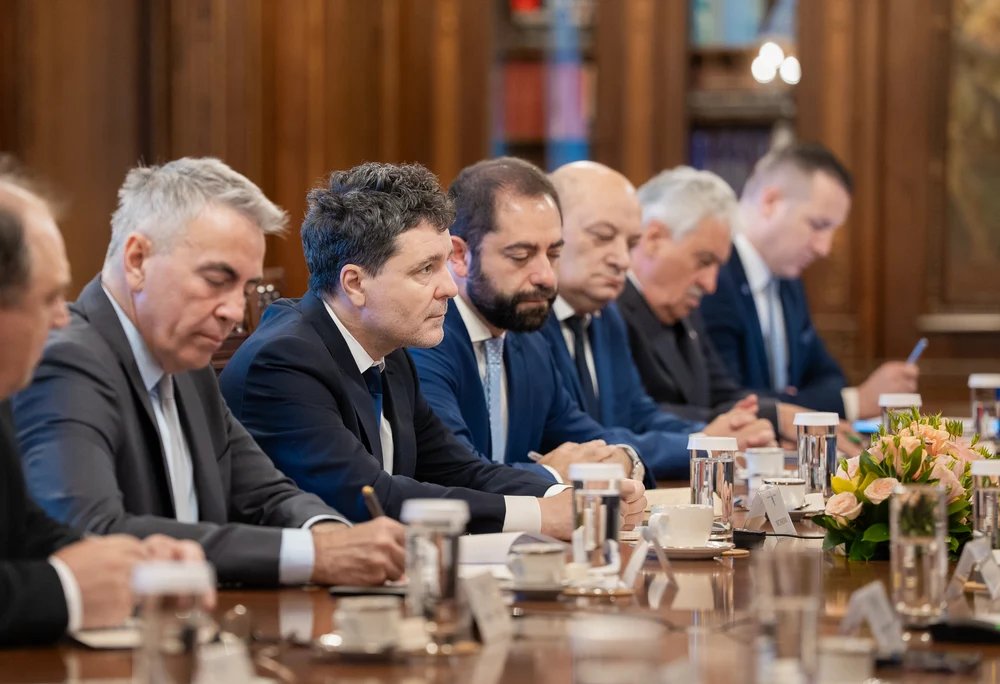 propunerile-sindicatelor-pentru-reducerea-deficitului-bugetar propunerile-sindicatelor-pentru-reducerea-deficitului-bugetar
