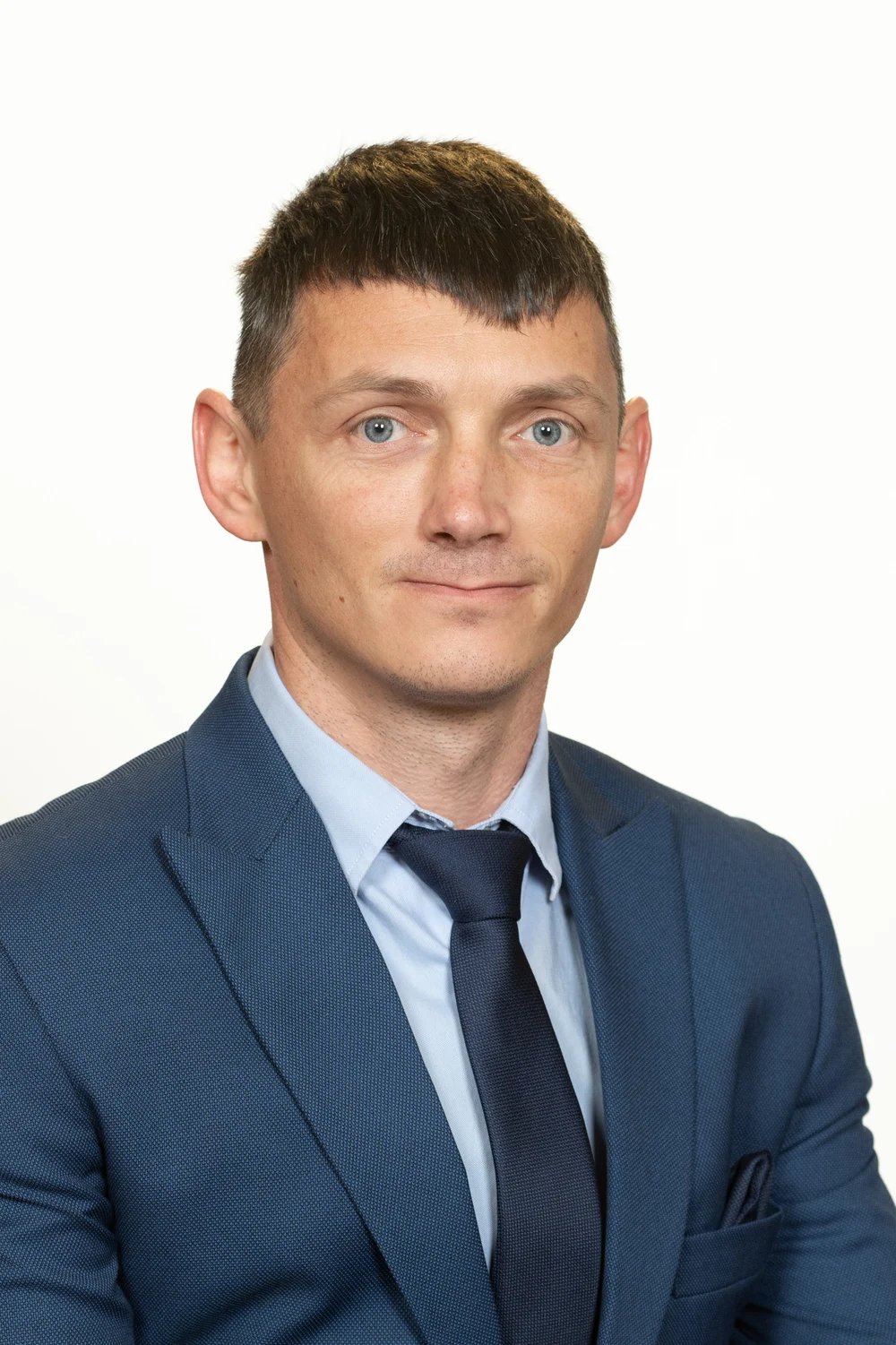 paul-pintea,-senatorul-care-si-a-falsificat-cv-ul,-a-fost-condamnat-pentru-conducere-fara-permis paul-pintea,-senatorul-care-si-a-falsificat-cv-ul,-a-fost-condamnat-pentru-conducere-fara-permis