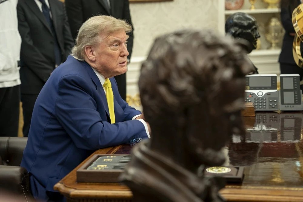 trump-se-teme-ca-iranul-va-deveni-o-„noua-libie”:-„ar-prefera-o-intelegere”