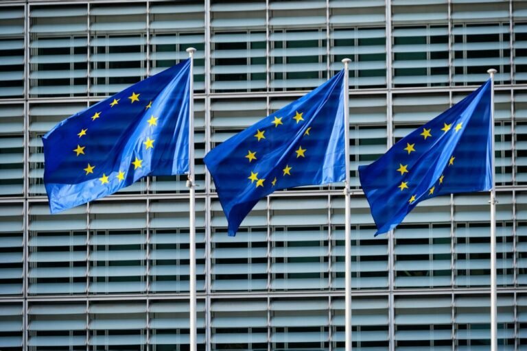 comisia-europeana-va-emite-eurobonduri-de-70-de-miliarde-de-euro-in-semestrul-al-doilea