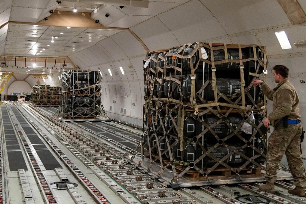 razboiul-invizibil:-rusia-a-infiltrat-lanturile-logistice-nato-care-aprovizioneaza-ucraina