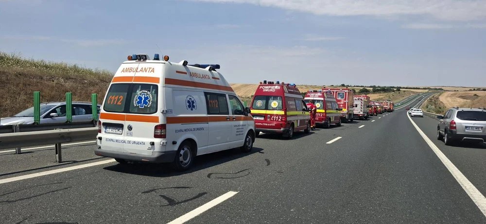 carambol-cu-sase-masini-pe-autostrada-soarelui.-traficul-a-fost-blocat carambol-cu-sase-masini-pe-autostrada-soarelui.-traficul-a-fost-blocat