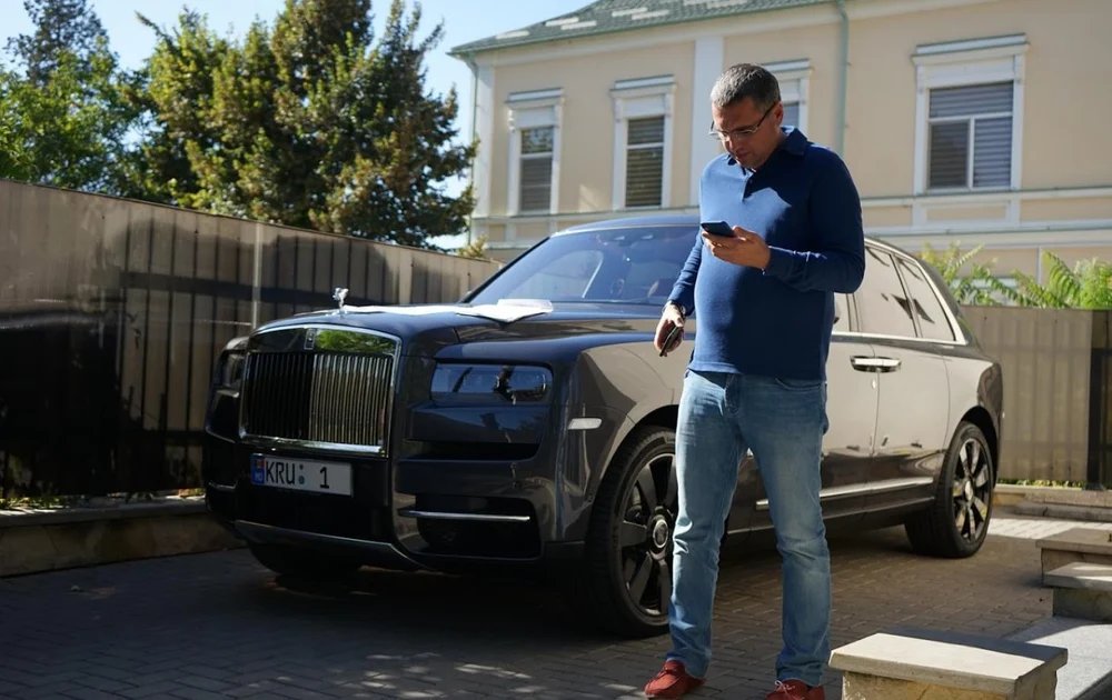 politicianul-moldovean-renato-usatii,-implicat-intr-un-accident-in-ungaria-cu-un-rolls-royce politicianul-moldovean-renato-usatii,-implicat-intr-un-accident-in-ungaria-cu-un-rolls-royce