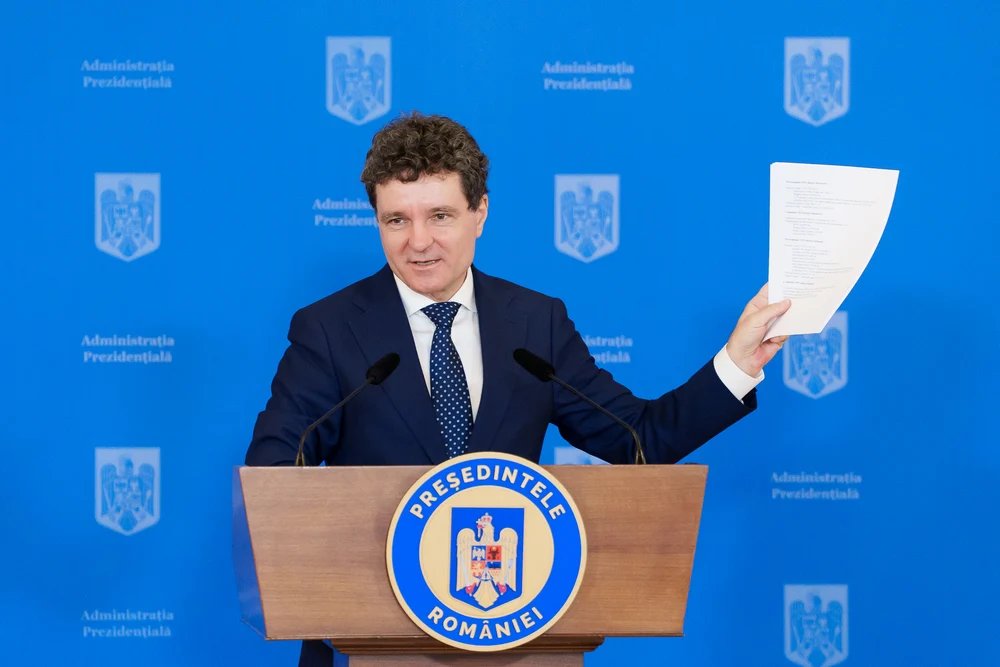 presedintele-nicusor-dan-a-semnat-decretele-privind-pensionarea-a-96-de-judecatori-si-procurori presedintele-nicusor-dan-a-semnat-decretele-privind-pensionarea-a-96-de-judecatori-si-procurori
