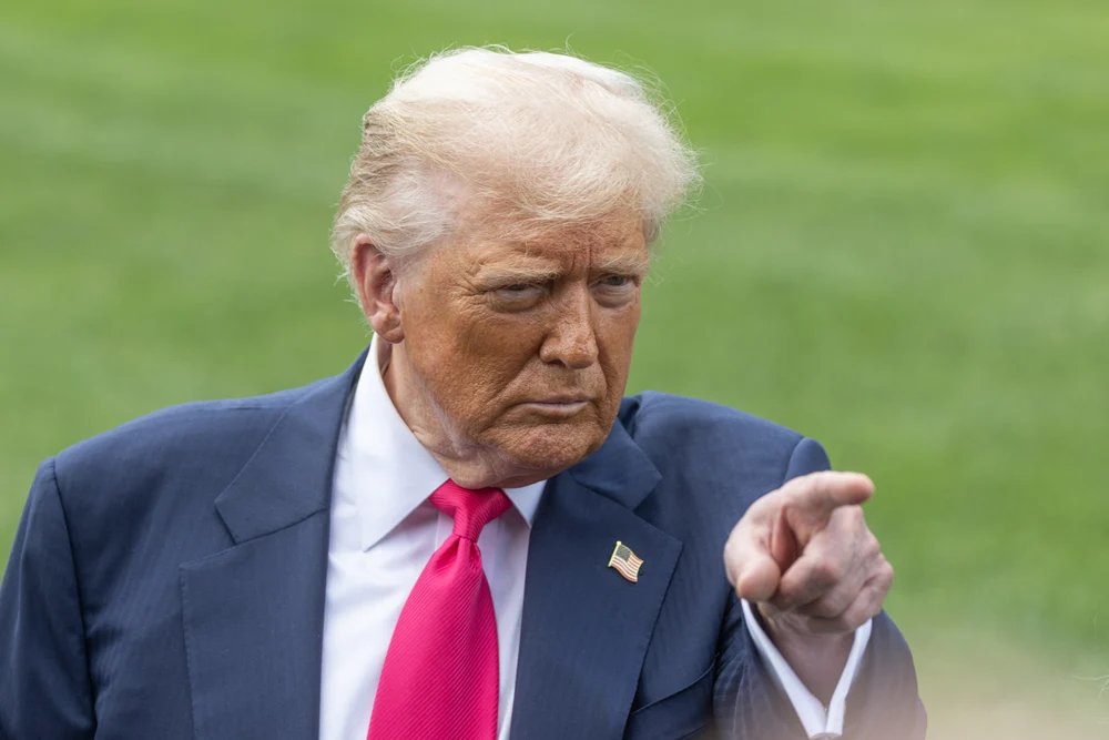 trump-raspunde-unei-provocari-din-rusia.-ce-ascunde-escaladarea-retoricii-nucleare trump-raspunde-unei-provocari-din-rusia.-ce-ascunde-escaladarea-retoricii-nucleare
