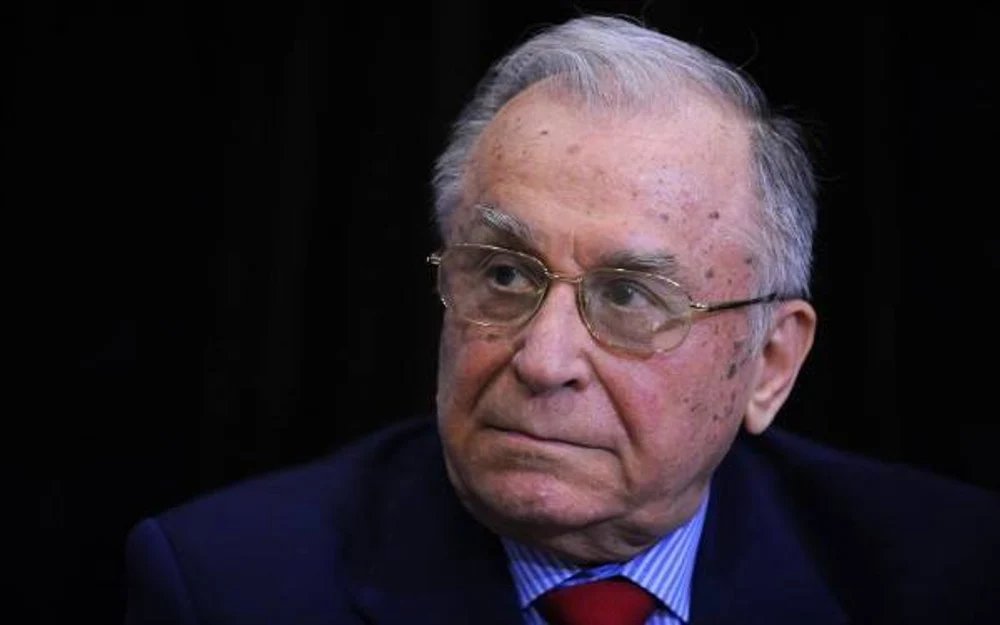 ion-iliescu,-in-stare-critica-de-48-de-ore.-organele-fostului-presedinte-cedeaza-pe-rand